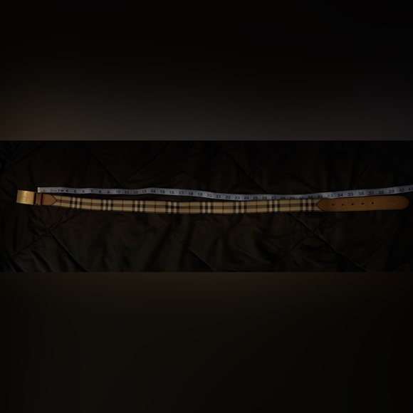 Burberry Gold Buckle Belt with House Check Size: 38/95 UNISEX - Picture 7 of 7